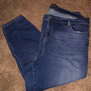 Torrid premium stretch jeggings 26 tall